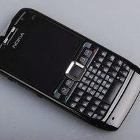 诺基亚（NOKIA）E71直板全键盘经典怀旧塞班备用音乐老人手机 黑色移动联通版+WIFI 套餐一