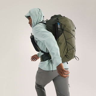 始祖鸟（ARC'TERYX）男子软壳夹克 GAMMA MX HOODY 防水弹力防风保暖软壳连帽夹克外套 原石绿/Stone Green XL
