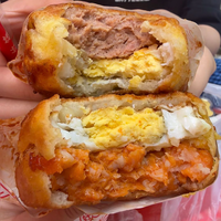 七街八巷 鸡蛋汉堡速食加热即食懒人鲜肉汉堡包儿童营养早餐馅饼