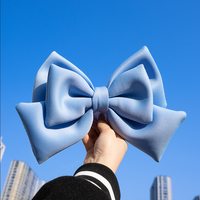 汽车蝴蝶结装饰摆件车尾挂件女生后备箱车贴饰品摩托车外玩偶车载