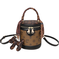 千百度 包包女包水桶包小众斜挎手提圆筒包轻奢新年女友