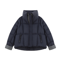 百家好（Basic House）Basic House/百家好90白鸭绒立领连帽短款羽绒服女冬时尚保暖外套
