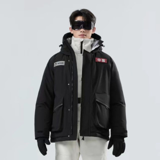 波司登 太空系列 男女款防泼水工装科技感短款连帽厚羽绒服