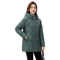 雪中飞 【户外出游】简约时尚女式中长款羽绒服秋冬保暖潮流舒适休闲女士