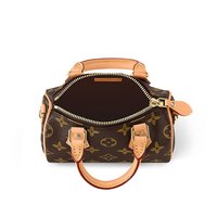 LOUIS VUITTON 青年单肩包 M81085 16*10*7.5cm