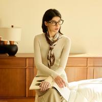 言 舒芙蕾圆领毛边绵羊毛针织打底衫25早春