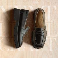 Clarks 潮思系列女鞋舒适复古方头厚底简约时尚乐福鞋