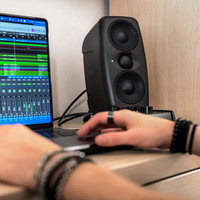 IK MULTIMEDIA iLoud Monitor MM MTM MKII 3寸蓝牙音箱听歌录音室有源监听音箱 iLoud MTM MKII 黑色【赠支架】