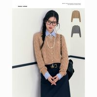 零柒零捌原创刺绣学院风绞花针织开衫圆领宽松短款毛针织衫女