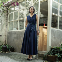 生活在左【林栖作品】100棉连衣裙配蓝腰带夏秋无袖长裙女 藏蓝色