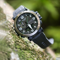 CASIO 太阳能电波protrek防水户外运动登山表 PRW-6600