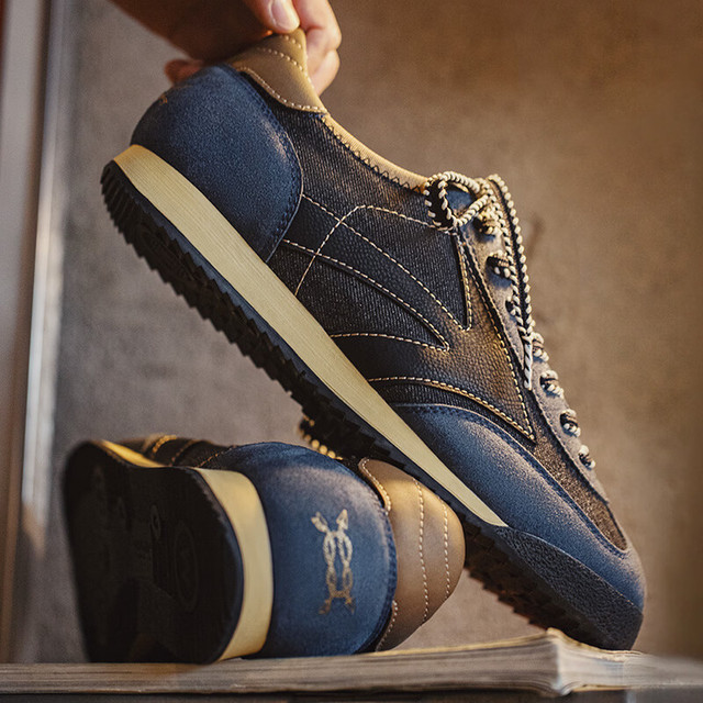 马登 德训鞋复古丹宁撞色阿甘作训鞋运动