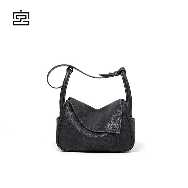 移动端：宫选 元宝包头层牛皮枕头包单肩斜挎包通勤腋下包