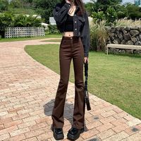 高腰咖色微喇叭牛仔裤女春装弹力修身显瘦棕色拖地裤子