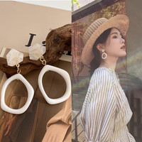 伊灿不规则圆圈显瘦耳坠女高级感2025新款爆款小众耳环设计感高级耳饰 不规则圆圈耳环