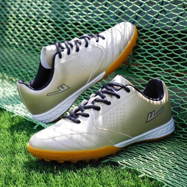 回力 比赛2024新款橡胶底学生运动鞋梅西专业人造草地TF碎钉足球鞋