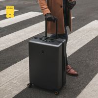 地平线8号 旅行者系列 行李箱 26寸旅行箱 耐磨 万向轮 登机箱 气质灰