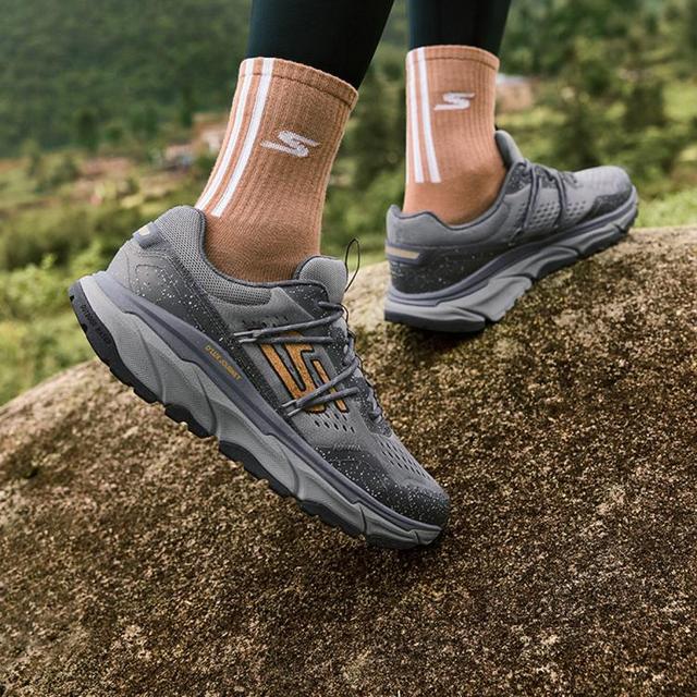 牌子鞋秋冬运动 697c5515ab33f8137.jpg_a640.jpg