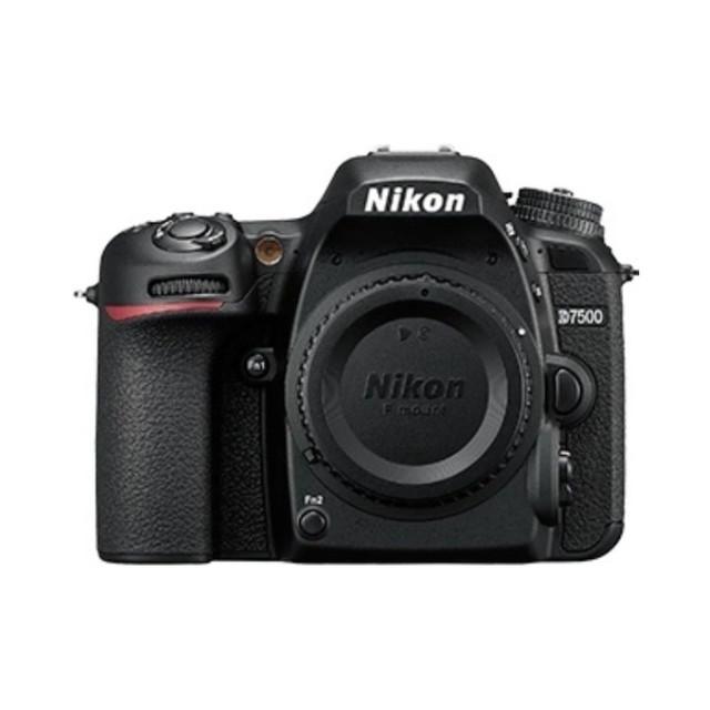 尼康 D7500 单反相机 专业级 高清 入门 机身+尼康 18-140f/3.5-5.6G VR