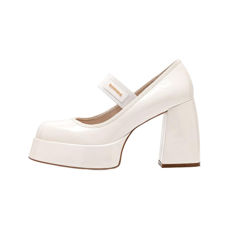 奶昔白