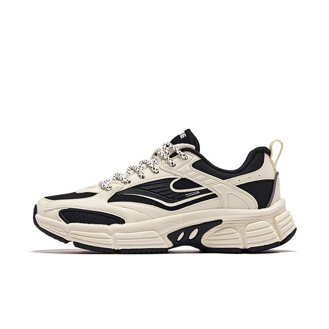 鸿星尔克 女款跑鞋 52123302266