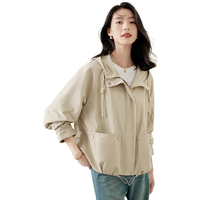 初申春秋短外套女连帽设计精致口袋百搭宽松休闲上衣外套S143U2011