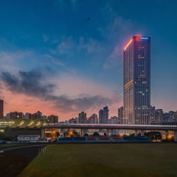重庆万豪酒店2晚+云端观景平台门票+暖冬热饮