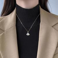 珍宝银楼 小裙子项链女2026年新款锁骨链吊坠高级感毛衣链