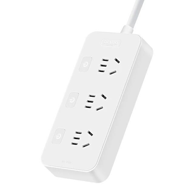 德力西 升级新国标防过载插排 三位五孔分控 1m