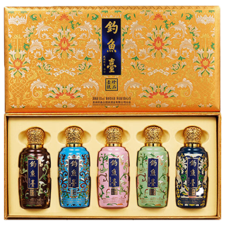 钓鱼台 酱香型白酒  礼盒装