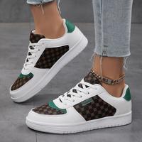 云珀 女学生休闲大码板鞋 2025年新款