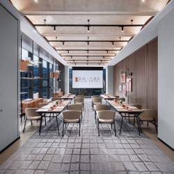 苏州云启一方酒店·凯悦尚选1晚+未来科技馆2大1小/马术体验（二选一）+欢迎水果