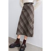 百图 秋冬撞色格纹后开叉中长款直筒半身裙