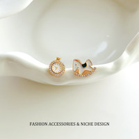 半日逅屿 童趣风金色时钟镶锆石木马设计感不对称耳钉甜美少女小众个性耳饰 金色时钟镶锆石木马耳钉