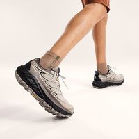  KAILAS/凯乐石 V底透气 徒步鞋