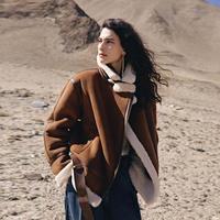 MO&Co. 毛里棕绒面游牧风附腰带外套女装