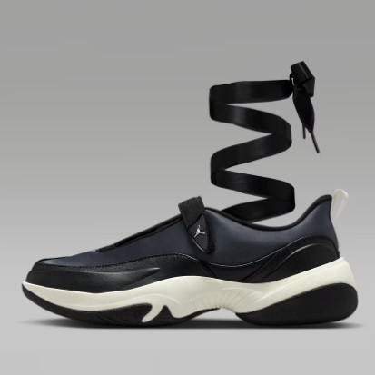 NIKE Jordan Pointe 女子运动鞋 IB8597-001