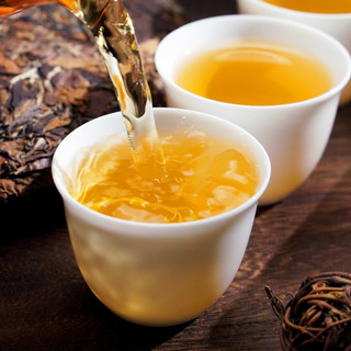  茗聚惠 8年陈香 贡眉白茶饼