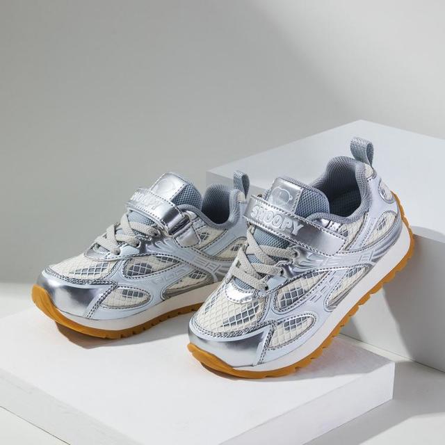 史努比 中大童校园舒适学生百搭运动休息儿童运动鞋