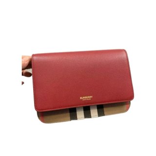 BURBERRY 翻盖单肩包 81135401