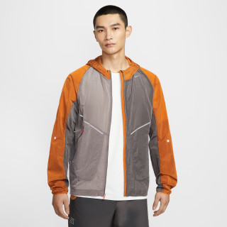 NIKE 圣诞系列男子轻薄跑步夹克冬季新款防泼水外套NIKE IM9662