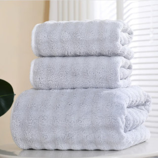 a类吸水速干柔软70*140包边浴巾