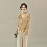  欧阳喜 设计感飘带 女士长袖上衣