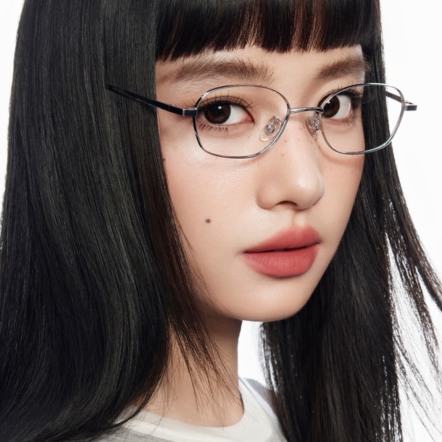 今日必买：依视路 钻晶膜洁 + 1.74折射率现片/定制*2片（原厂价格+赠任选框）