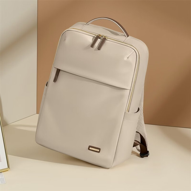 高尔夫 防泼水通勤双肩包（买一赠二）