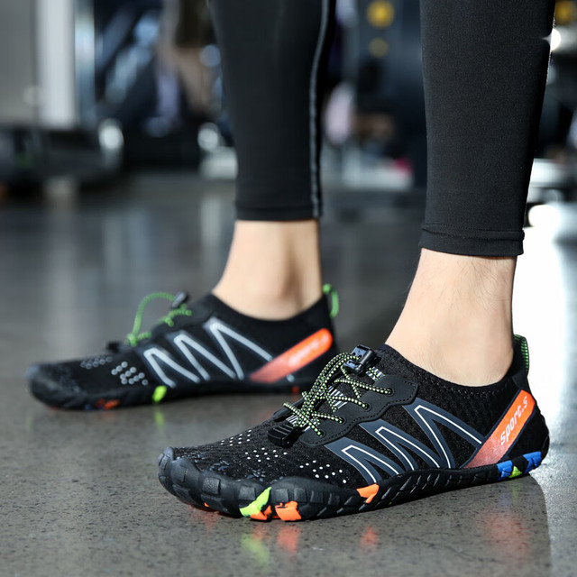 迈卡侬 男款训练鞋