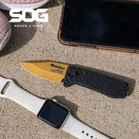 SOG 户外露营随身折刀轻量化碳纤维生存求生多功能小刀XR金色