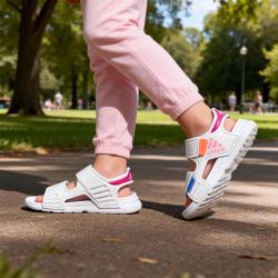 adidas 舒适透气 儿童凉鞋