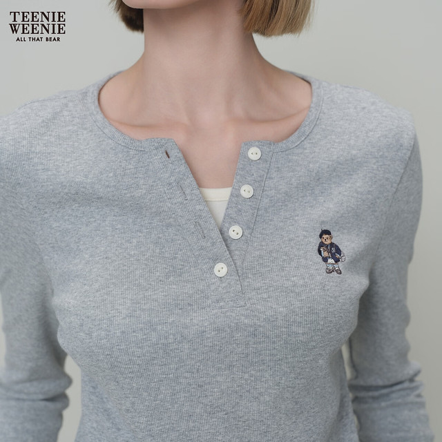 TEENIE WEENIE 小熊女装T恤26春新款简约休闲假两件V领撞色拼接长袖