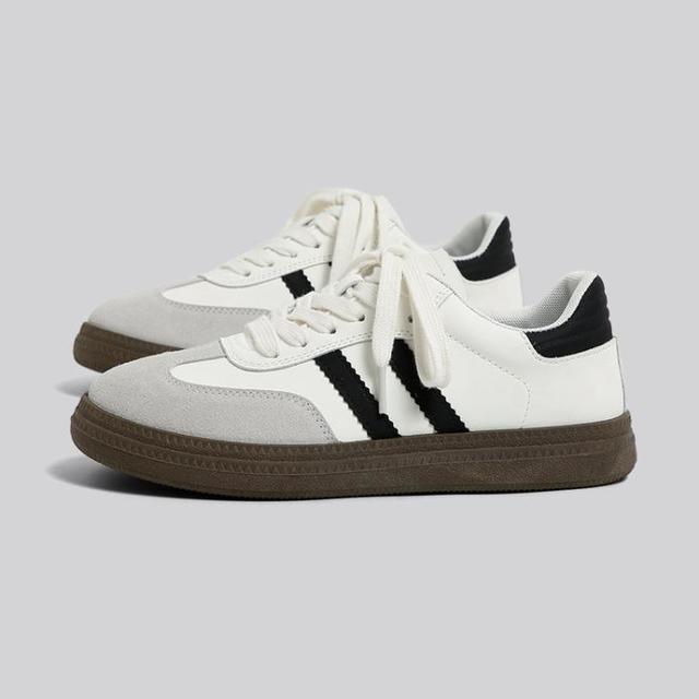 环球 女款春秋软底板鞋经典潮流百搭平底耐磨轻便休闲鞋